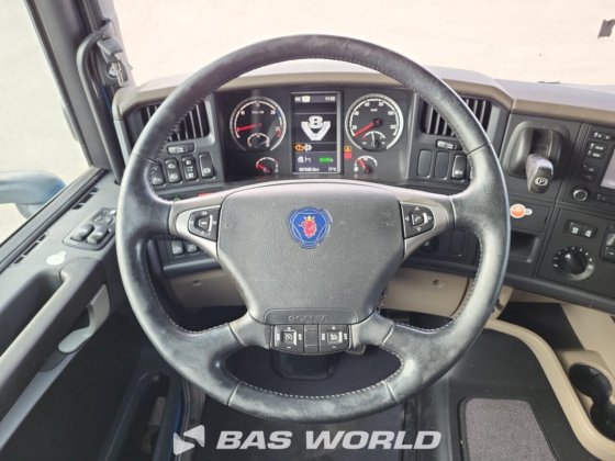 斯堪尼亚 R520 4X2 牵引车组