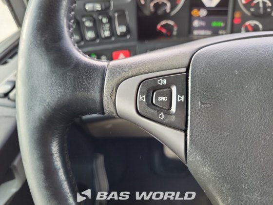 斯堪尼亚 R520 4X2 牵引车组