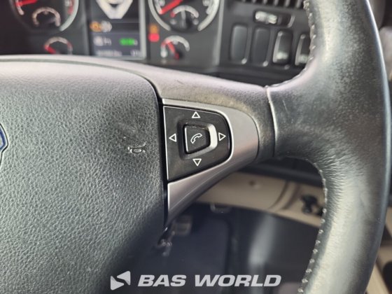 斯堪尼亚 R520 4X2 牵引车组