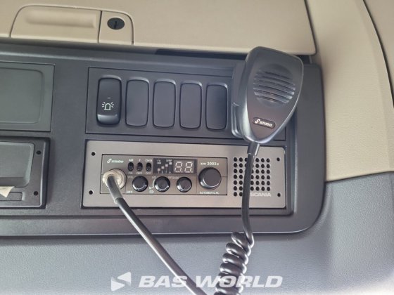 斯堪尼亚 R520 4X2 牵引车组