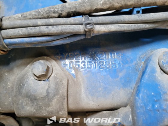 斯堪尼亚 R520 4X2 牵引车组