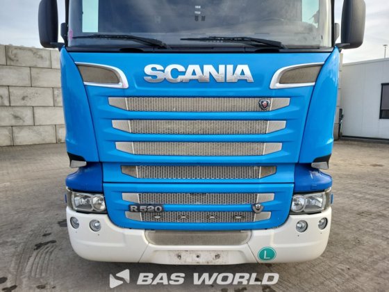 斯堪尼亚 R520 4X2 牵引车组