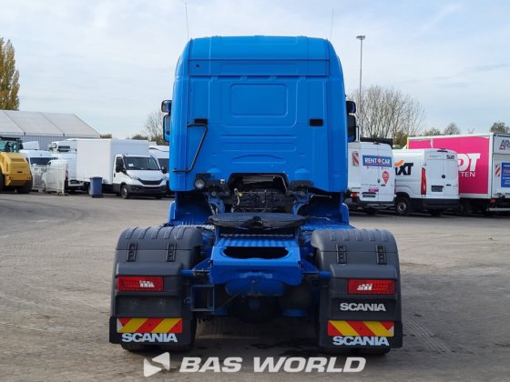 斯堪尼亚 R520 4X2 牵引车组