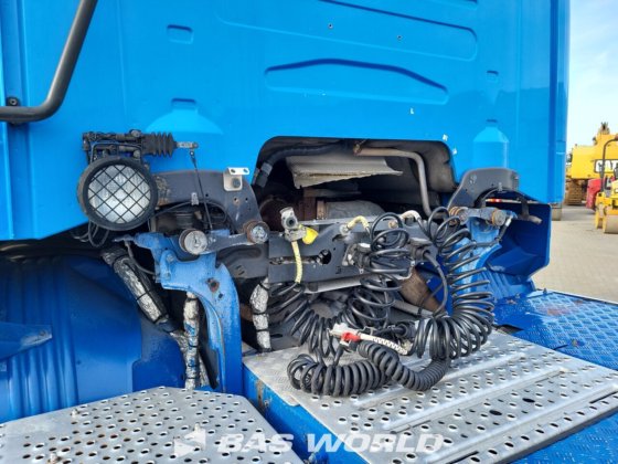 斯堪尼亚 R520 4X2 牵引车组