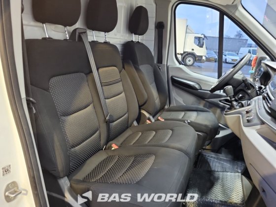 Maxus 封闭箱式货车