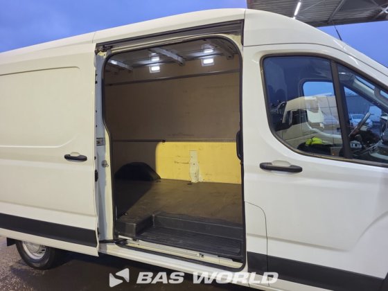 Maxus 封闭箱式货车