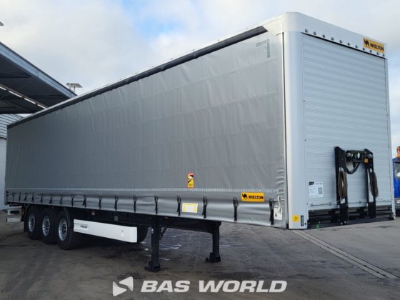 威尔顿帘式半挂车