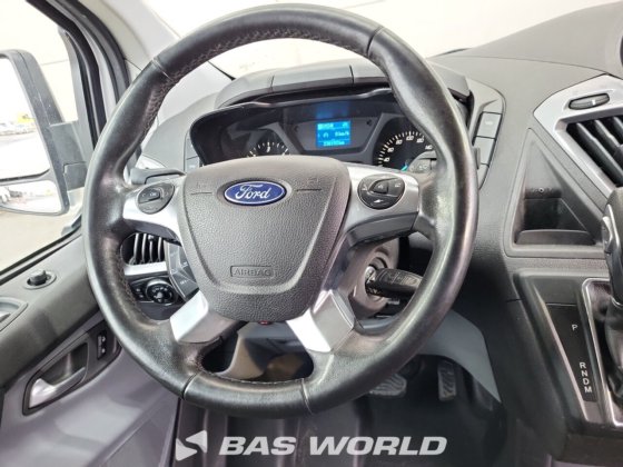 フォード トランジット カスタム 130PK クローズドボックスバン