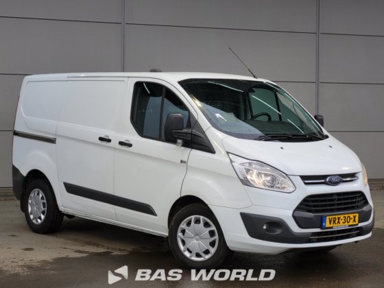 福特全顺 Custom 130PK 封闭箱式货车