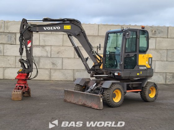 沃尔沃 EW60 E 轮式挖掘机