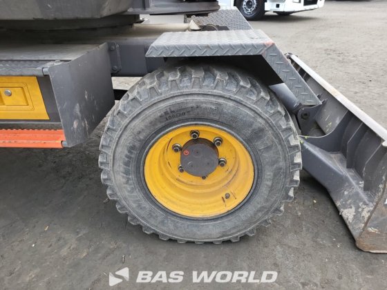 沃尔沃 EW60 E 轮式挖掘机