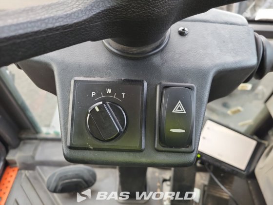 沃尔沃 EW60 E 轮式挖掘机