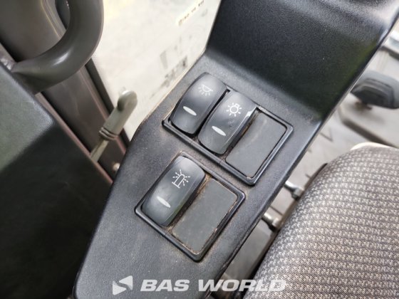 沃尔沃 EW60 E 轮式挖掘机