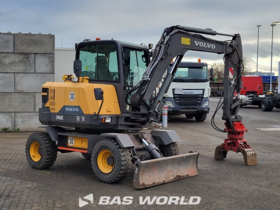 沃尔沃 EW60 E 轮式挖掘机