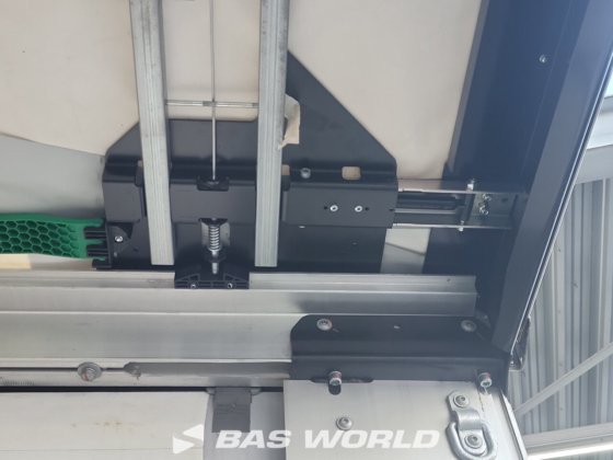 ウィルトン・カーテンサイド・セミトレーラー