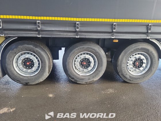 ウィルトン・カーテンサイド・セミトレーラー