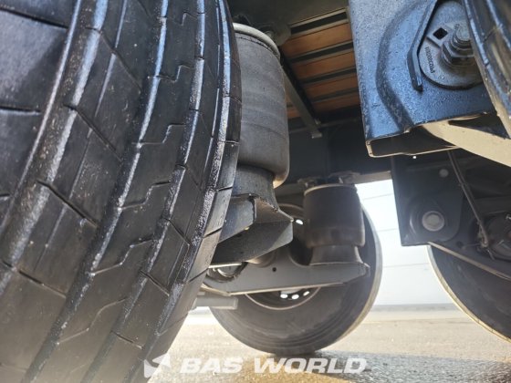 ウィルトン・カーテンサイド・セミトレーラー