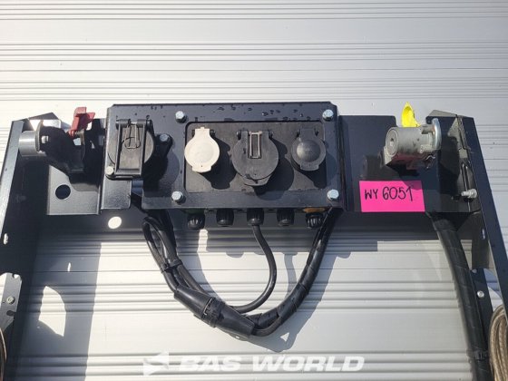 ウィルトン・カーテンサイド・セミトレーラー