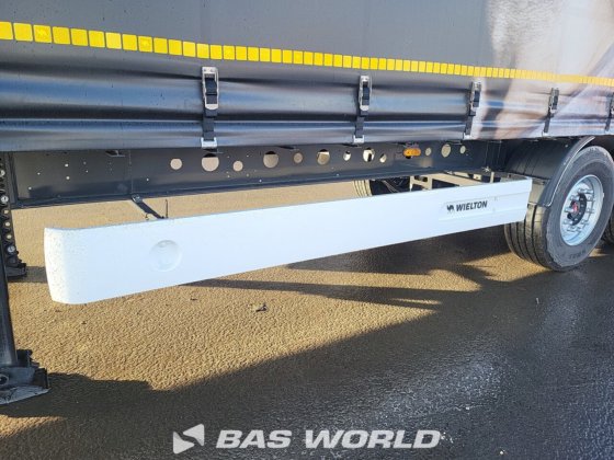 ウィルトン・カーテンサイド・セミトレーラー