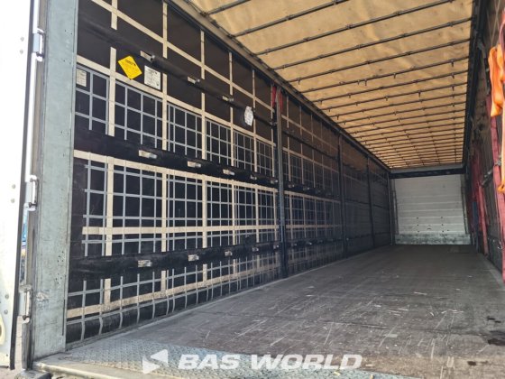 シュミッツ・カーテンサイド・セミトレーラー