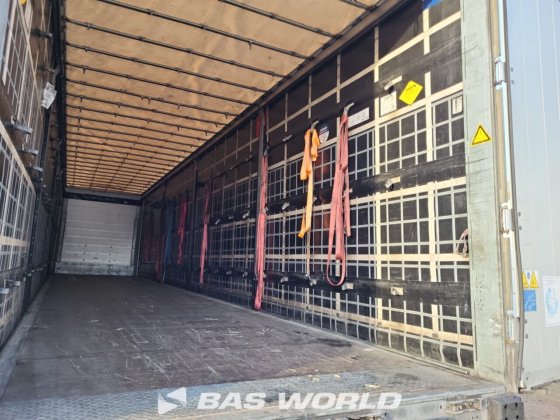 シュミッツ・カーテンサイド・セミトレーラー