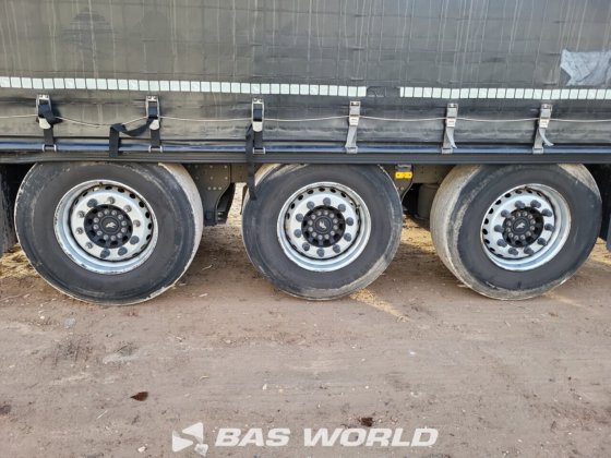 シュミッツ・カーテンサイド・セミトレーラー