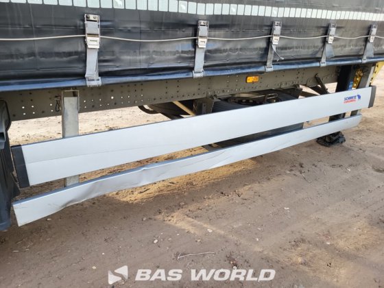 シュミッツ・カーテンサイド・セミトレーラー