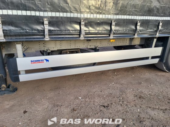 シュミッツ・カーテンサイド・セミトレーラー