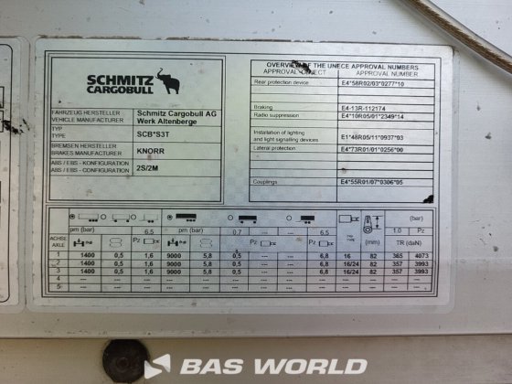 シュミッツ・カーテンサイド・セミトレーラー