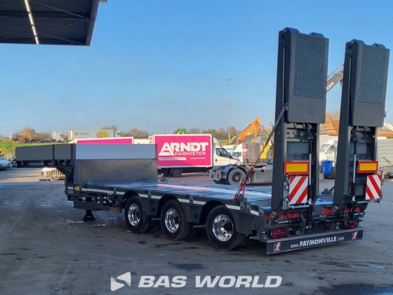 フェイモンビル ローローダー・セミトレーラー