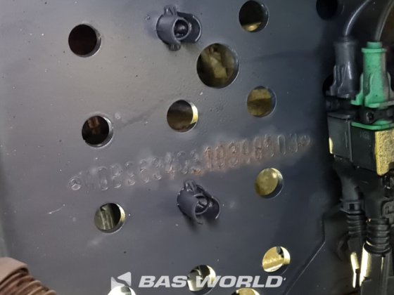 メルセデス アクトロス 1942 4X2 トラクターユニット