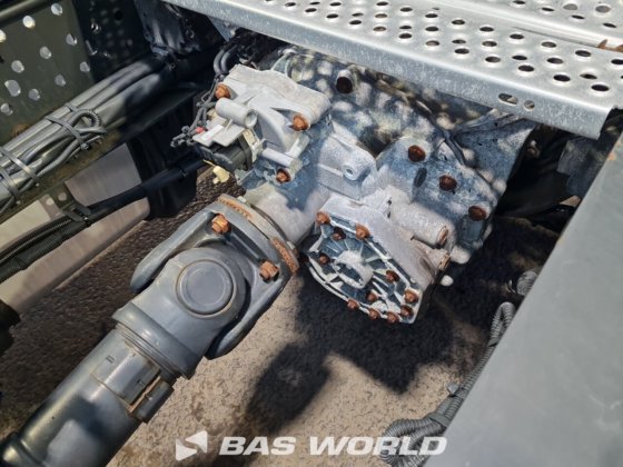 メルセデス アクトロス 1942 4X2 トラクターユニット