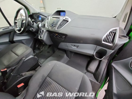 フォード トランジット カスタム 130PK クローズドボックスバン