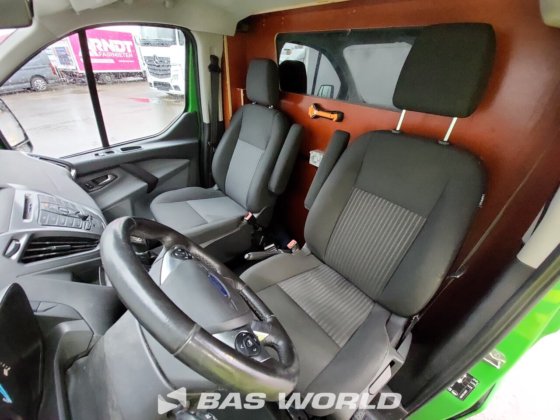 フォード トランジット カスタム 130PK クローズドボックスバン