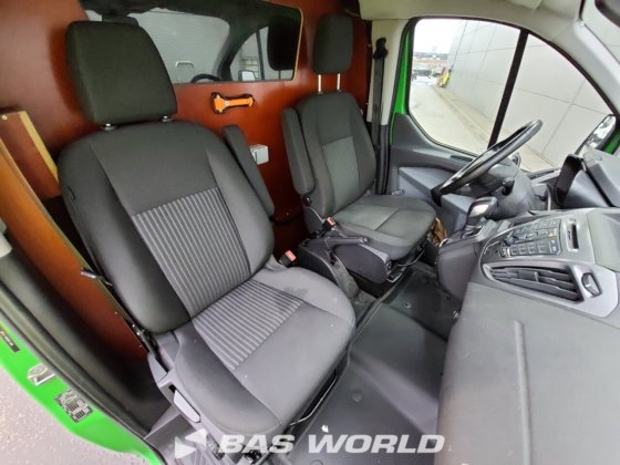 フォード トランジット カスタム 130PK クローズドボックスバン