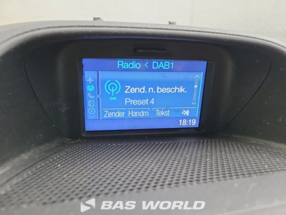 フォード トランジット カスタム 130PK クローズドボックスバン