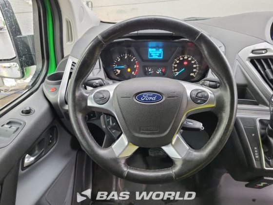 フォード トランジット カスタム 130PK クローズドボックスバン