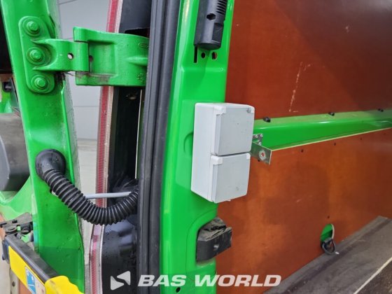 フォード トランジット カスタム 130PK クローズドボックスバン