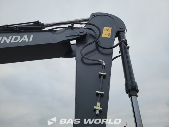 現代 R340L クローラー掘削機