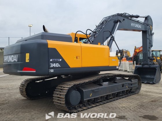 現代 R340L クローラー掘削機