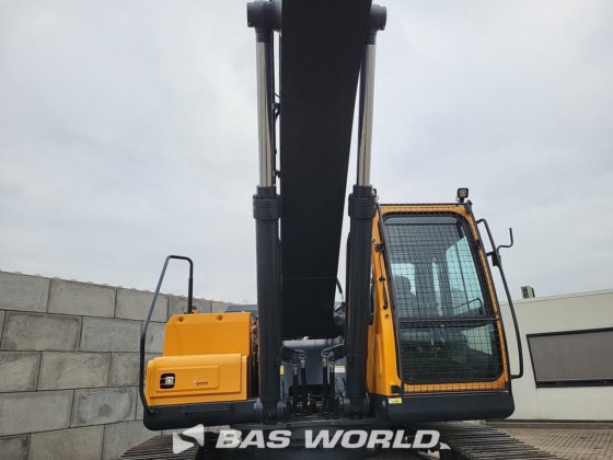 現代 R340L クローラー掘削機