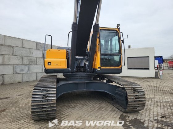 現代 R340L クローラー掘削機