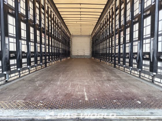 シュミッツ・カーテンサイド・セミトレーラー