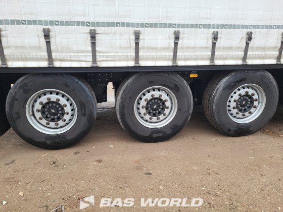 シュミッツ・カーテンサイド・セミトレーラー