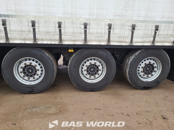 シュミッツ・カーテンサイド・セミトレーラー