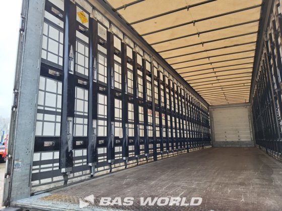 シュミッツ・カーテンサイド・セミトレーラー