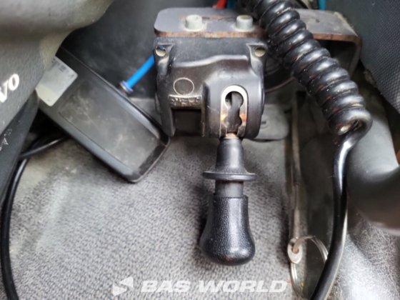 沃尔沃 FM 450 4X2 拖拉机组