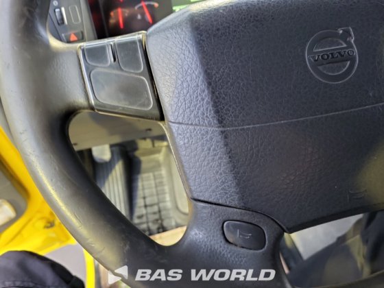沃尔沃 FM 450 4X2 拖拉机组