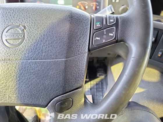 沃尔沃 FM 450 4X2 拖拉机组