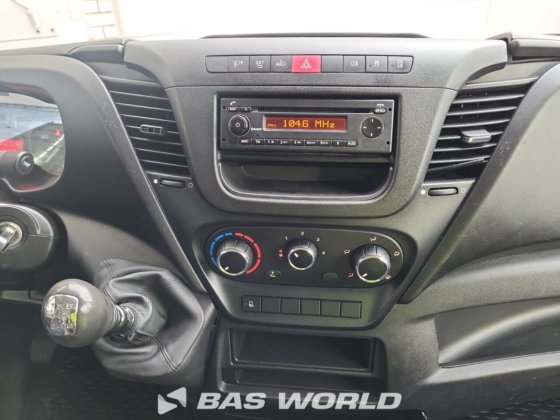 イヴェコ デイリー 35S12 クローズドボックスバン